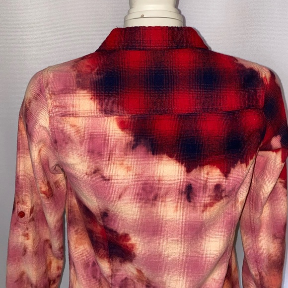 *CUSTOM DYED PLAID BUTTON DOWN - Picture 6 of 6